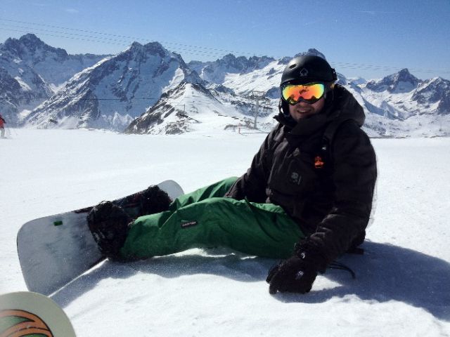 日帰りスノボの利点とは