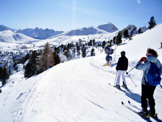 スキーに格安でいくならバスツアーにする